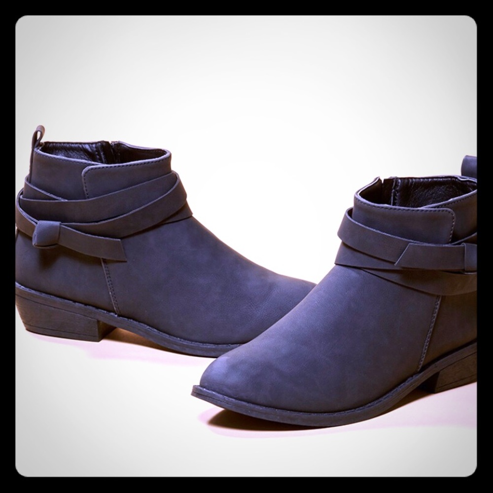 Women's Ankle Boots with Knot Detail